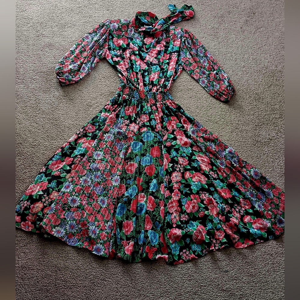 Vintage 80s Diane Freis Floral Dress